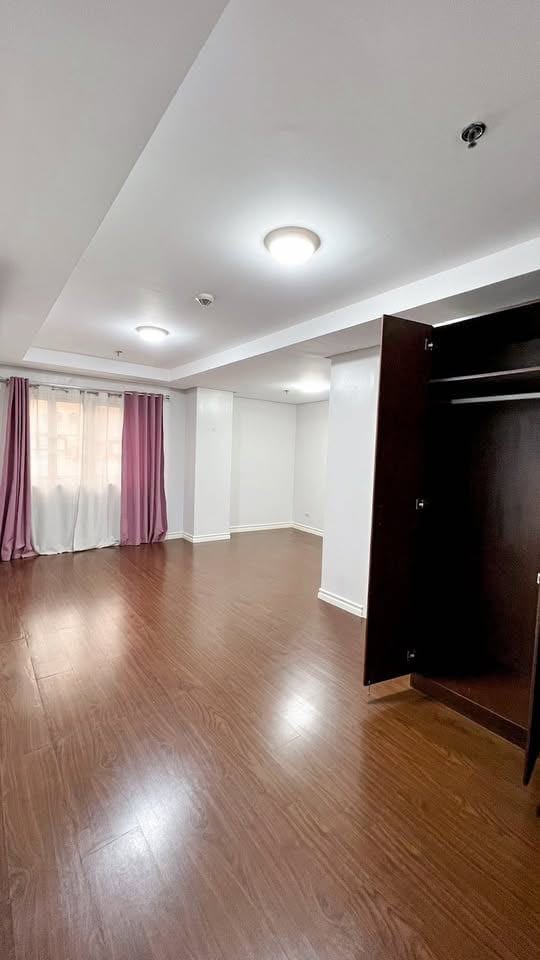 Interior image 4